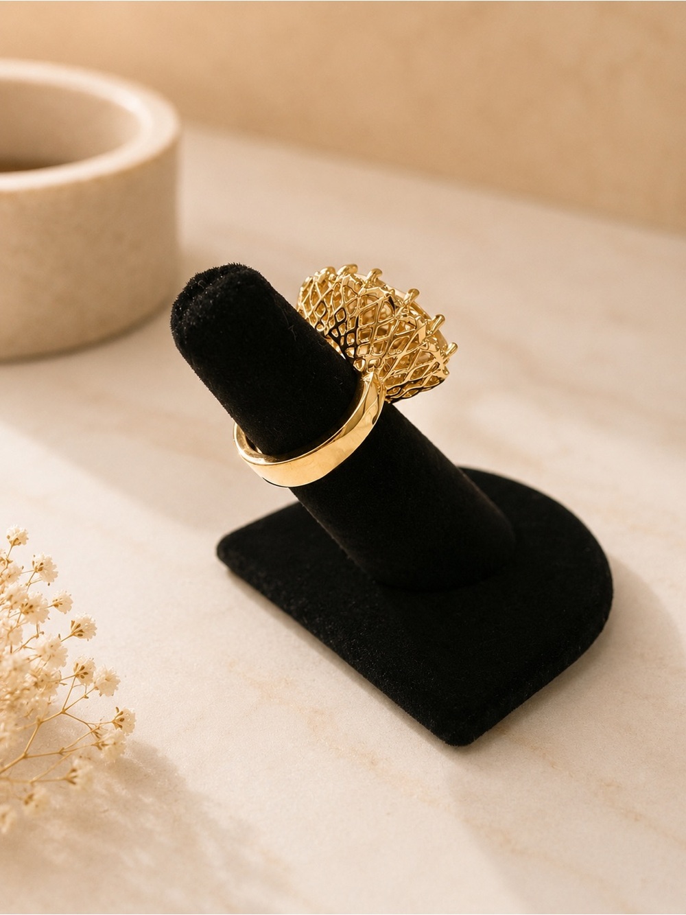 Premier Designs Gold Ring with large clear Crystal Size 6 - Picture 5 of 5